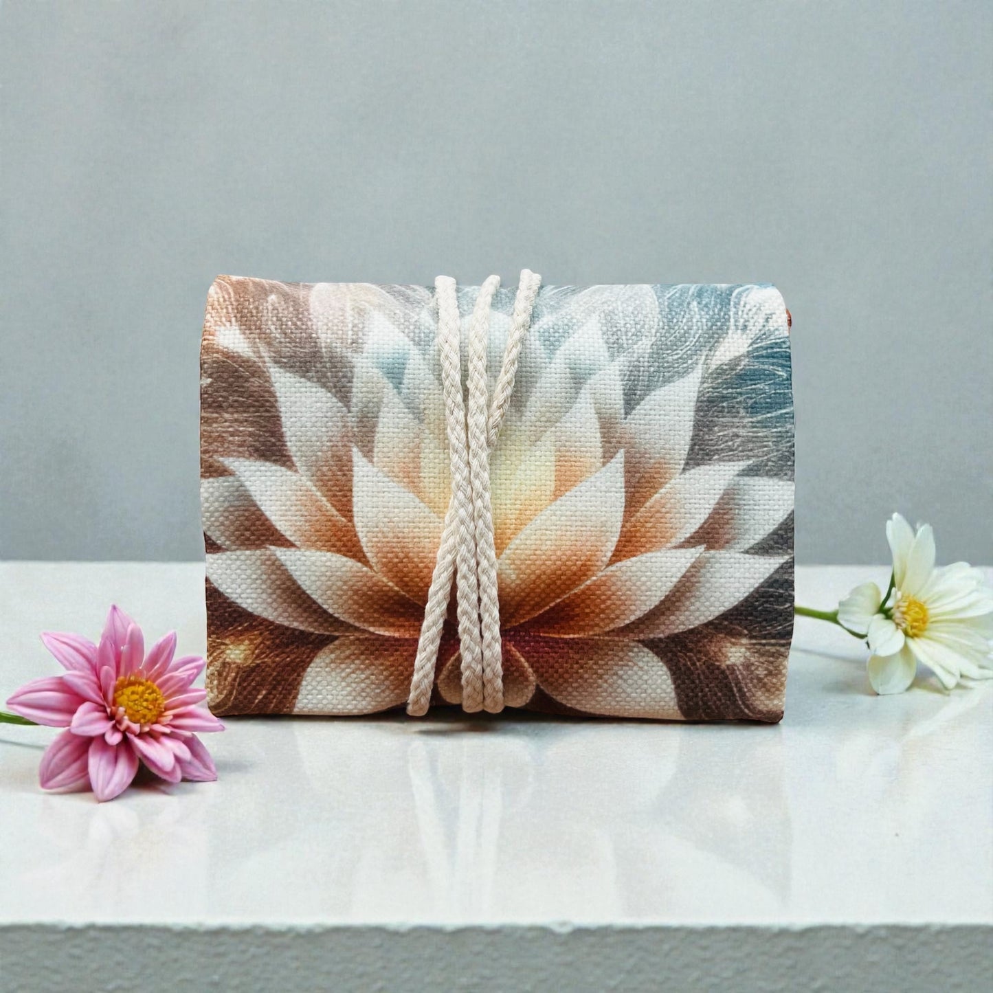 Radiant Bloom – Tarot & Oracle Card Pouch